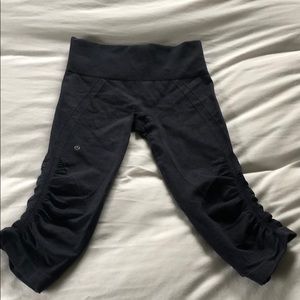 Lululemon crop pants